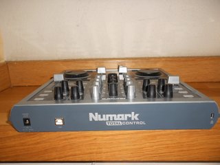 Controlador / Mesa Mezclas DJ Numark Total Control