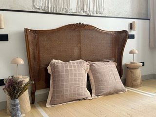 Cabecero antiguo mimbre y madera para cama de 150