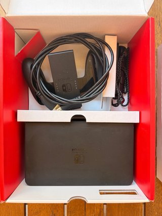Nintendo Switch OLED Azul y Roja