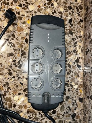 SAI APC 950VA / 480W (UPS) - Batería de respaldo