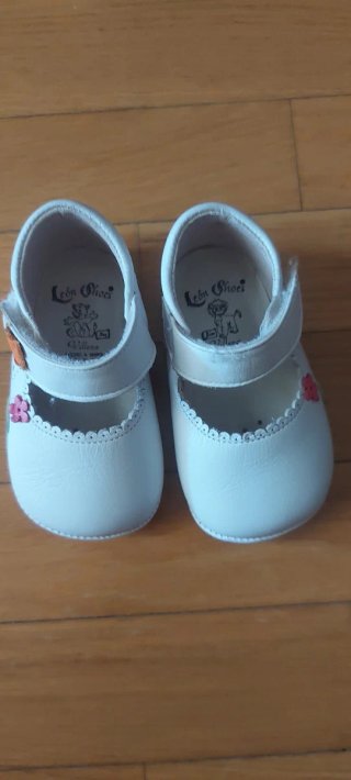 Zapatitos de bebé niña rosa