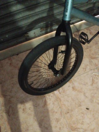 Bicicleta BMX azul