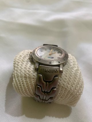 Reloj Titanium Plata Cuarzo