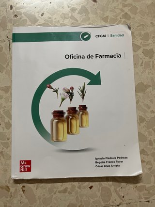Lote de libros 2.º Farmacia y Parafarmacia