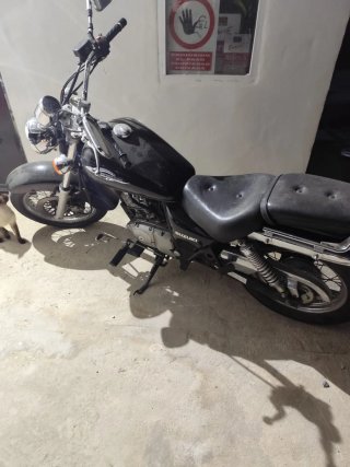 OFERTA!! Suzuki Marunder Negra