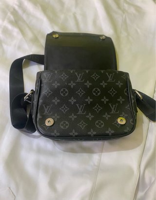 Bolso Louis Vuitton Negro y Dorado