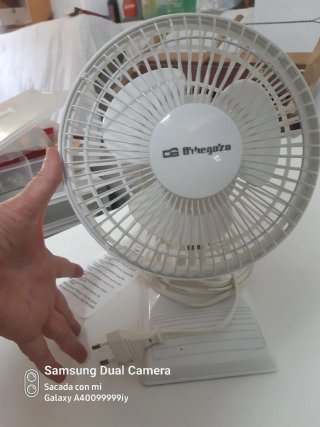 Ventilador de mesa Orbegozo blanco