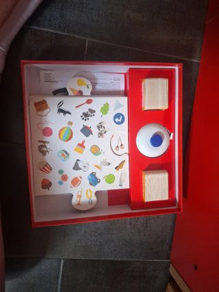 Juego de mesa Busca y Encuentra