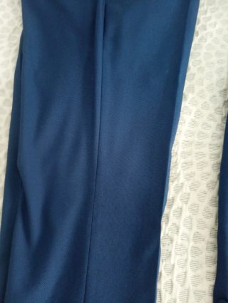Traje de hombre azul talla 46.