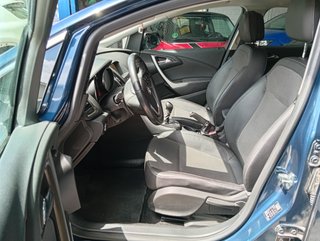 Opel Astra 2012