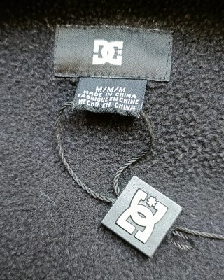 Chaqueta DC con capucha