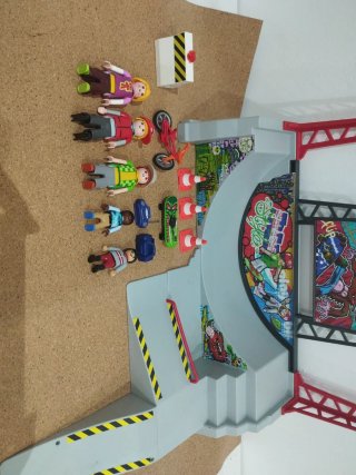 Playmobil Skate Park con Figuras