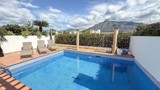Dúplex en alquiler en Lomas de Marbella Club - Puente Romano en Marbella