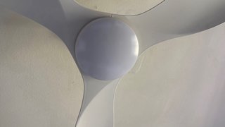 2 Ventiladores de techo con luz regulable