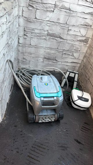 Robot Limpia Piscinas Zodiac Gris/Turquesa