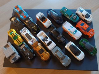 Caja 19 Coches Hotwheels Mattel Delta-sport