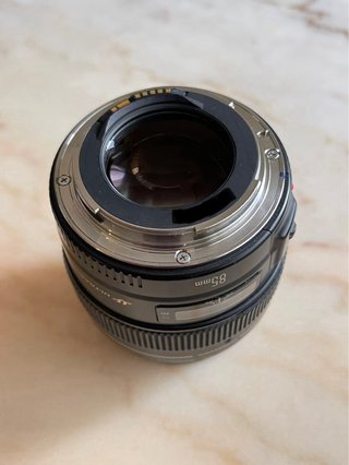 Canon EF 85mm f/1.8 USM Lente