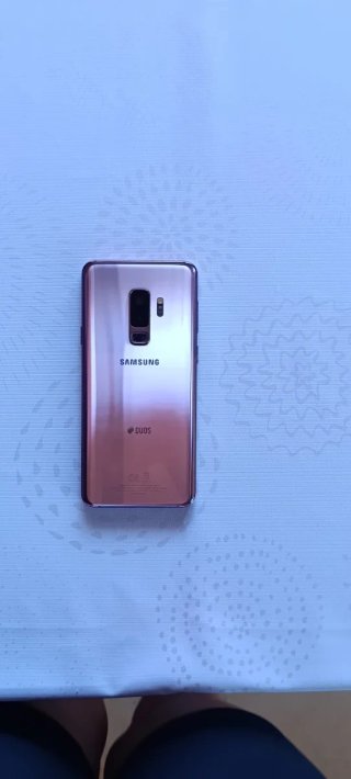 Samsung Galaxy S9+ Purple