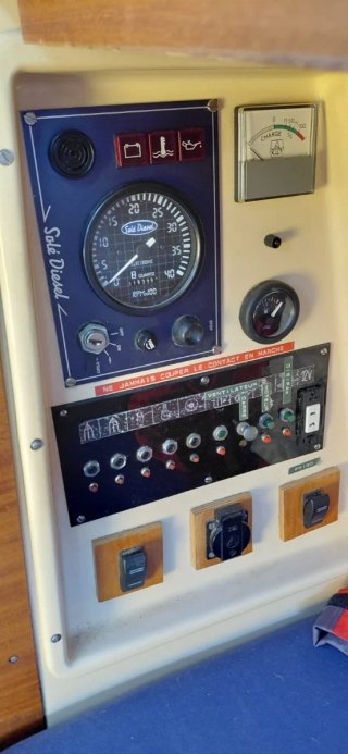 Velero Dufour 2800 1977 · 8,25m · motor 2018