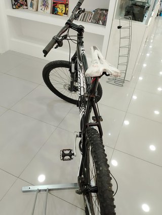 BICICLETA MENDIZ DUBLIN 26" SHIMANO DEOREO NEGRO Y BLANCO
