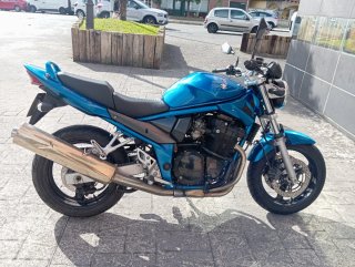 Suzuki Bandit 650 Azul