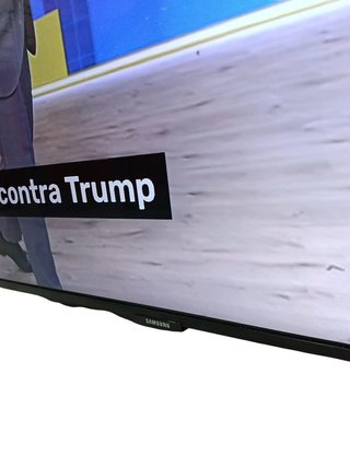 SMART TV SAMSUNG 55" TU55CU7175U CON MANDO FALTA TAPA