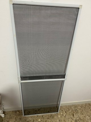 Mosquitera extensible blanca