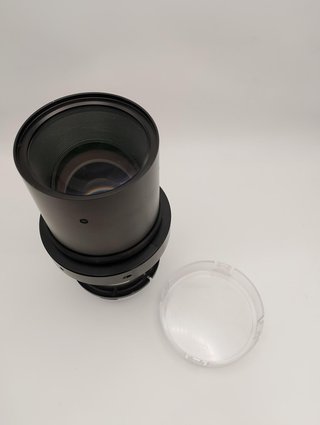 LENTE SANYO LNS-T20  ZOOM DE LARGO ALCANCE PARA PROYECTORES +  MALETIN