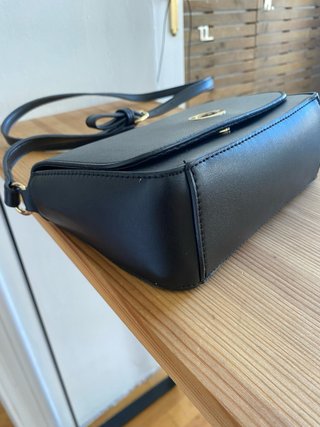 Bolso pequeño negro Pull&Bear
