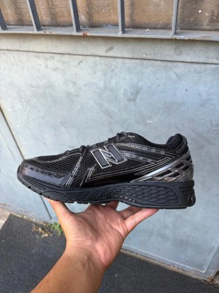 New Balance 1906r Nero/Argento