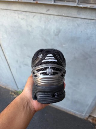 New Balance 1906r Nero/Argento