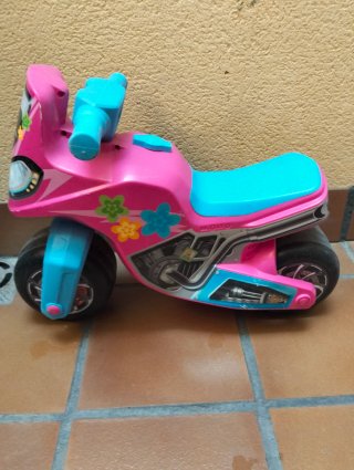 Moto infantil Molto rosa