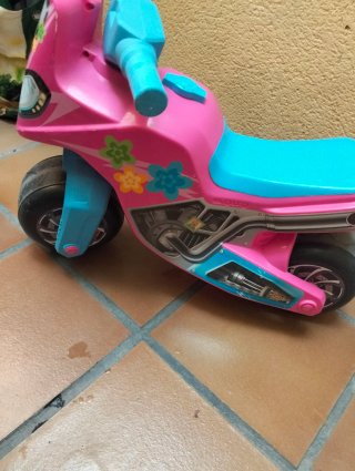 Moto infantil Molto rosa