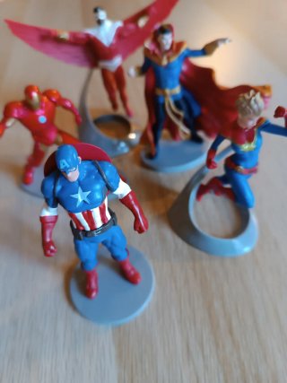 Figuras Marvel: Capitán América, Iron Man...,
