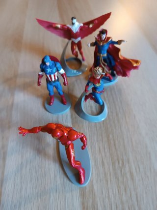 Figuras Marvel: Capitán América, Iron Man...,