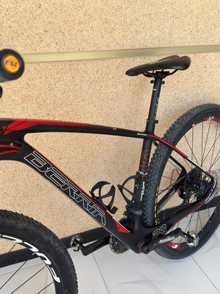 Berria Bravo - Cuadro Carbono