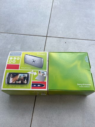 Sony Ericsson Vivaz Caja Original