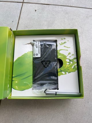 Sony Ericsson Vivaz Caja Original