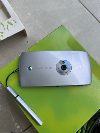 Sony Ericsson Vivaz Caja Original