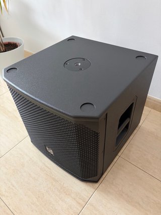Subwoofer Electro-Voice ELX 200