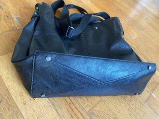 Bolso Zara Negro + Pouch