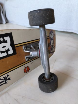 Longboard madera y lija negra