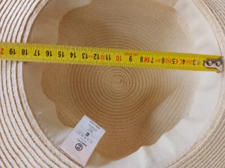 Sombrero de ala ancha blanco roto