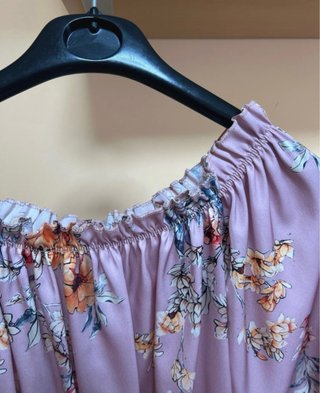 Blusa floral manga larga