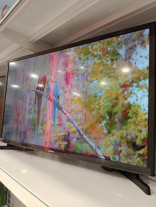 SMART TV SAMSUNG 32" UE32T4305AE + MANDO