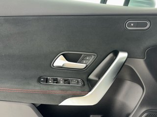Mercedes-Benz Clase A 180 100 kW (136 CV)