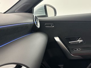 Mercedes-Benz Clase A 180 100 kW (136 CV)