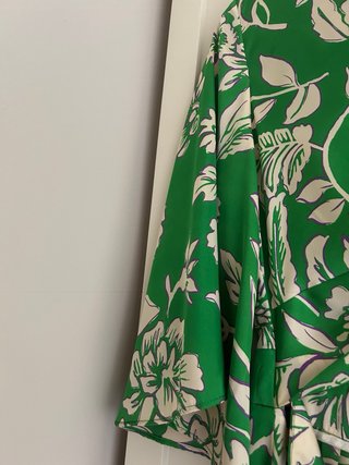Mono Zara estampado floral verde talla M