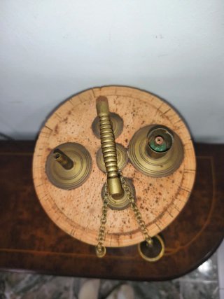 Botijo antiguo corcho y bronce principios s. XX
