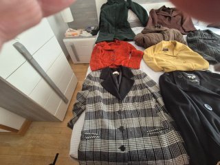 Lote 8 capi di vari cappotti a 20 euro